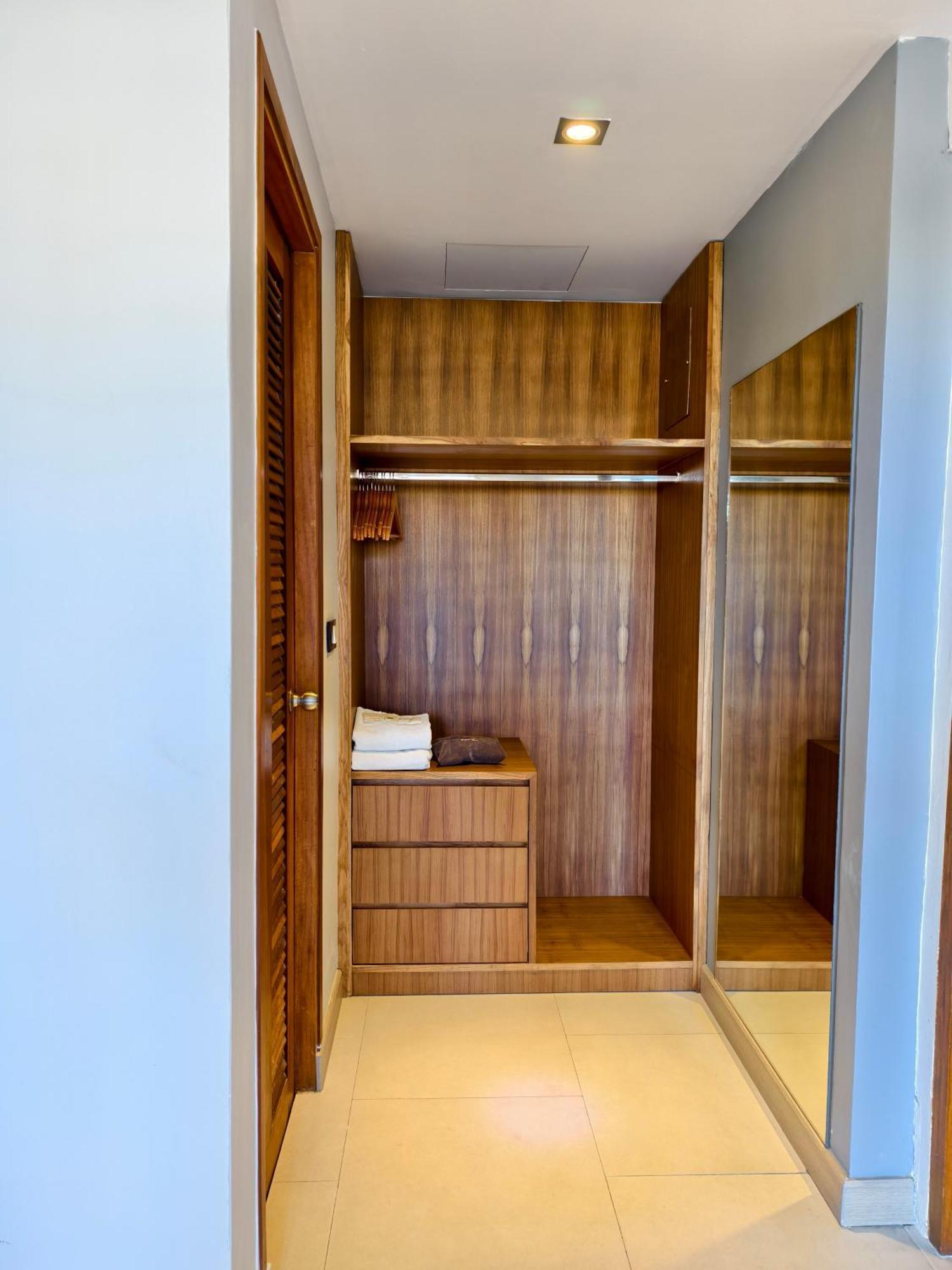Lek Lek Samui Room X Coffee Bar Strand von Chaweng Exterior foto